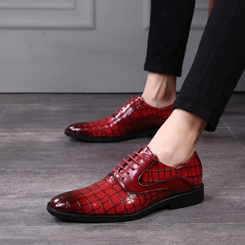Yomior New Italian Style Men Dress Shoes Fashion Formal Leather Loafers Japan Business Oxfords Work Wedding Brogue Shoe Big Size