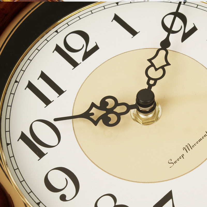 European Style Creative Clock Living Room Desk Clock Fashion Mute Bedroom Desk Clock Ornaments Home Clocks