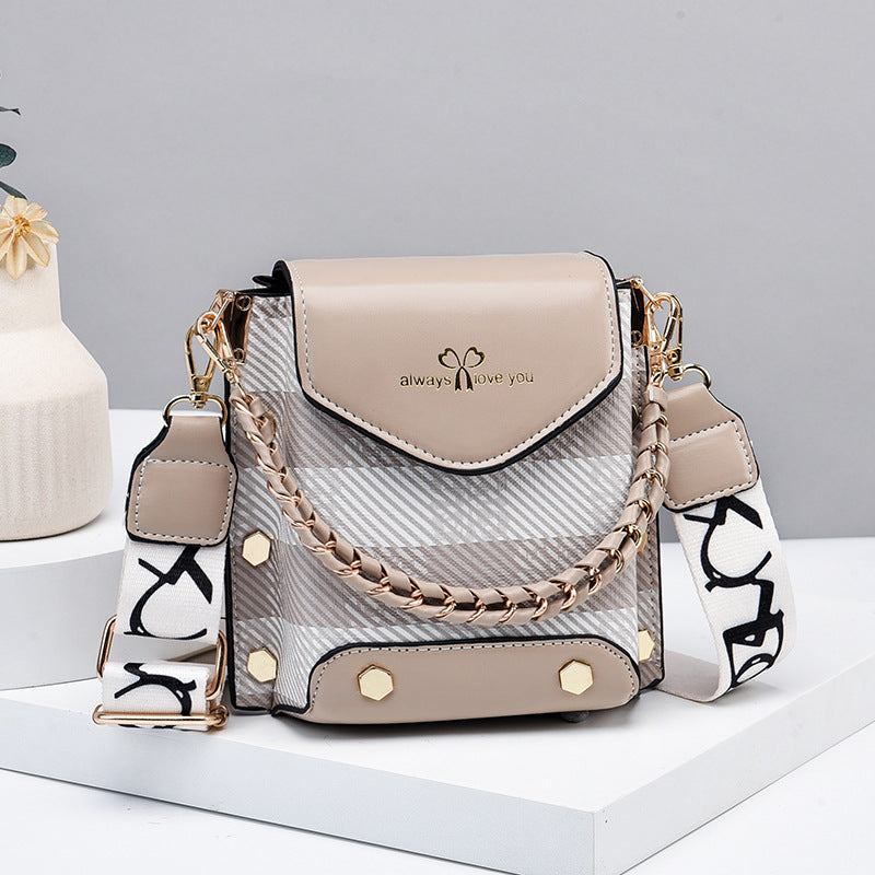 New Stylish And Lightweight Mini Crossbody Vertical Shoulder Bag