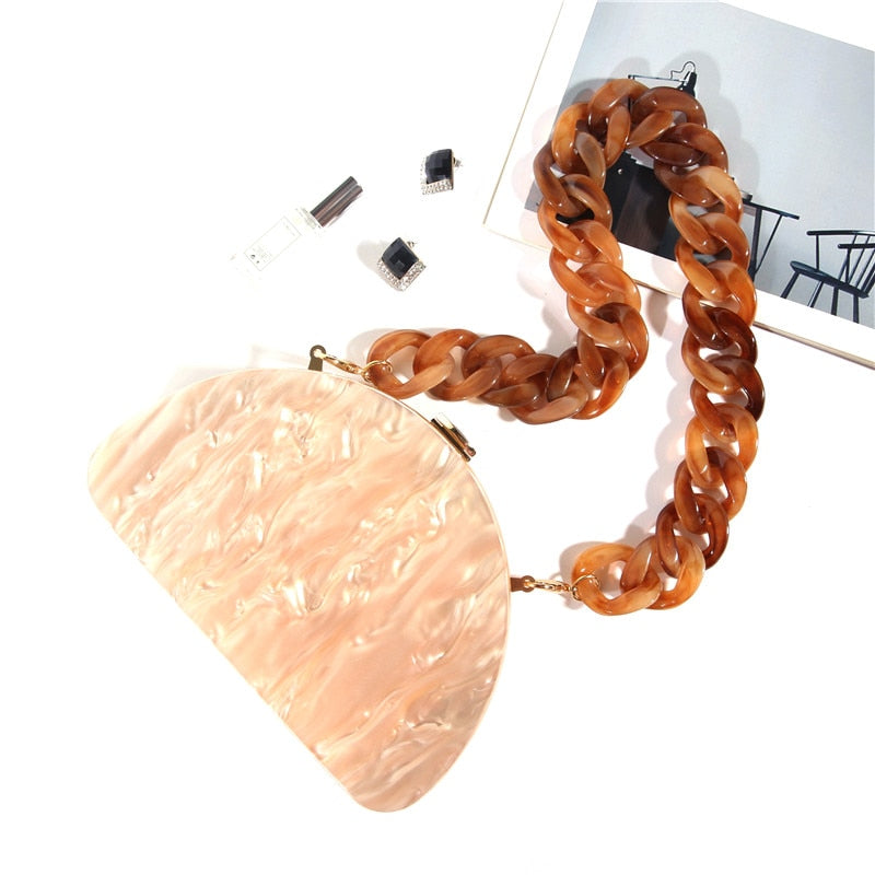 New Fashion Semicircle Wallet Women Messenger Acrylic Beige Solid Dinner Handbags Woman Evening Bags Trendy Party Clutch Purse