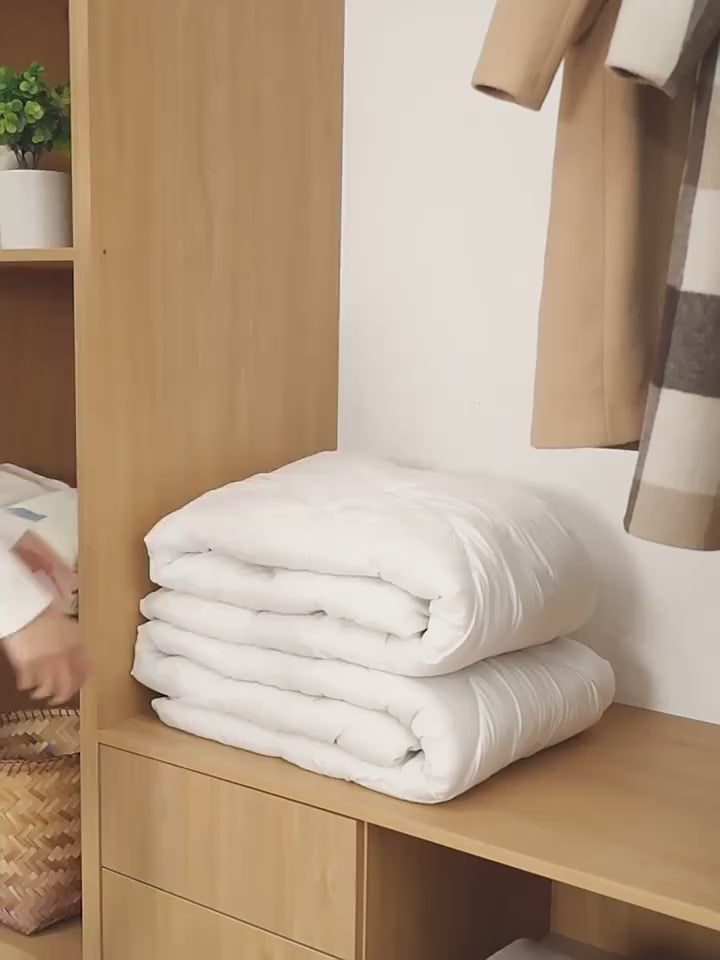 Large Capacity Clothes Storage Bag Organizer With Reinforced Handle Suitable For Blankets Bedding Foldable With Sturdy Zipper Clear Window Christmas Halloween Thanksgiving Gift