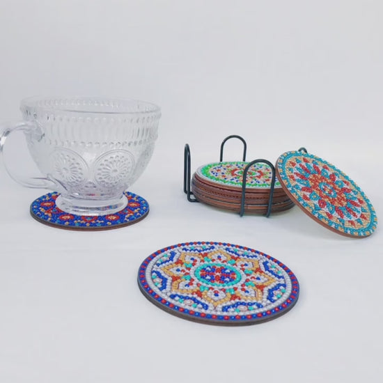 8pcs 10x10cm 394x394 Inches Round Shape Mandla Pattern Artificial Diamond Painting Coaster Set DIY Crystal Super Flash Diamond Painting Wooden Coaster With Bracket Suitable For Adult Office Coffee Mat Home Coaster Craft Supplies Gifts